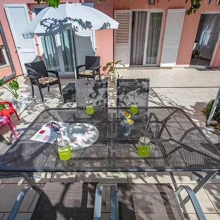 Apartmani Nicol Crikvenica Exteriér fotografie